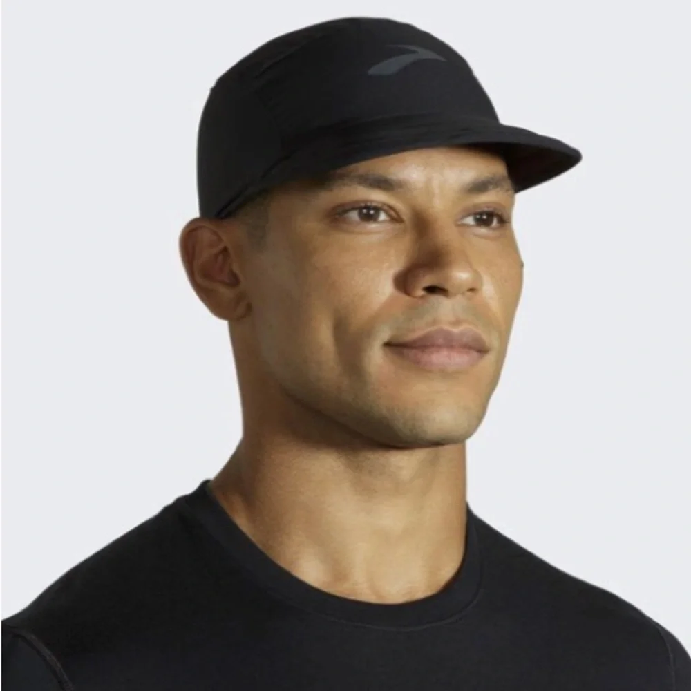 Brooks Lightweight Packable Hat Unisex Running Apparel - Black - Picture 2 of 4